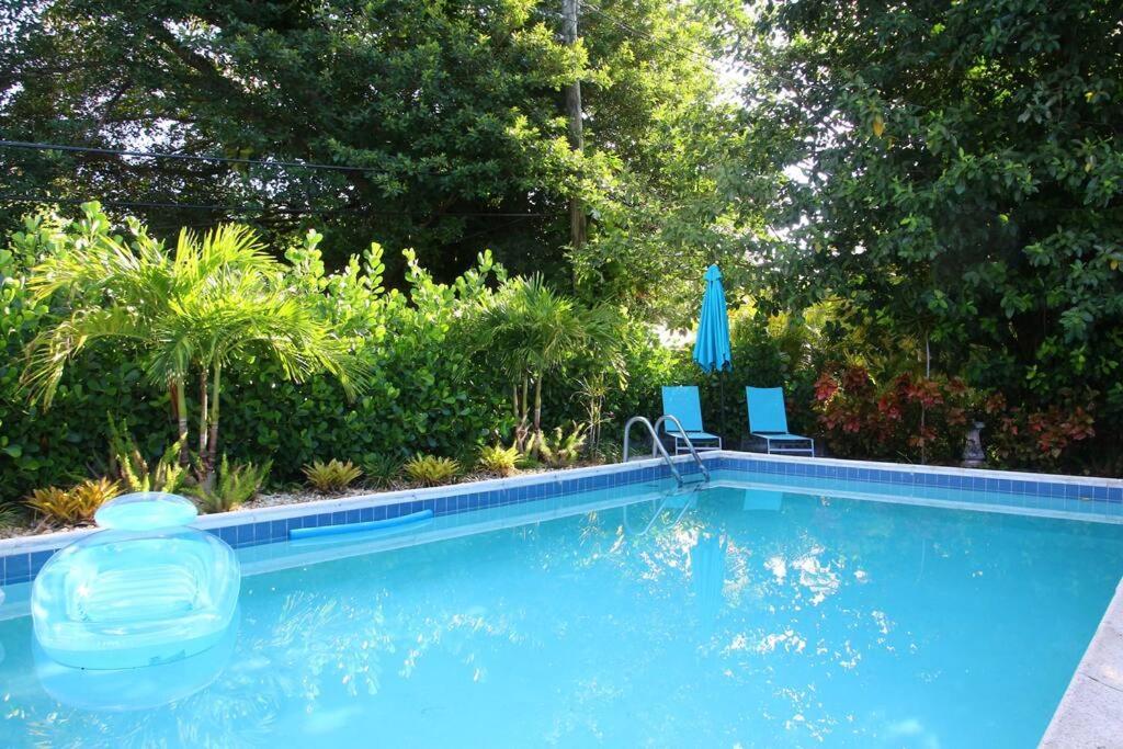 House With Pool And Bbq, 12 Min To The Beach Villa Miami Shores Exteriör bild